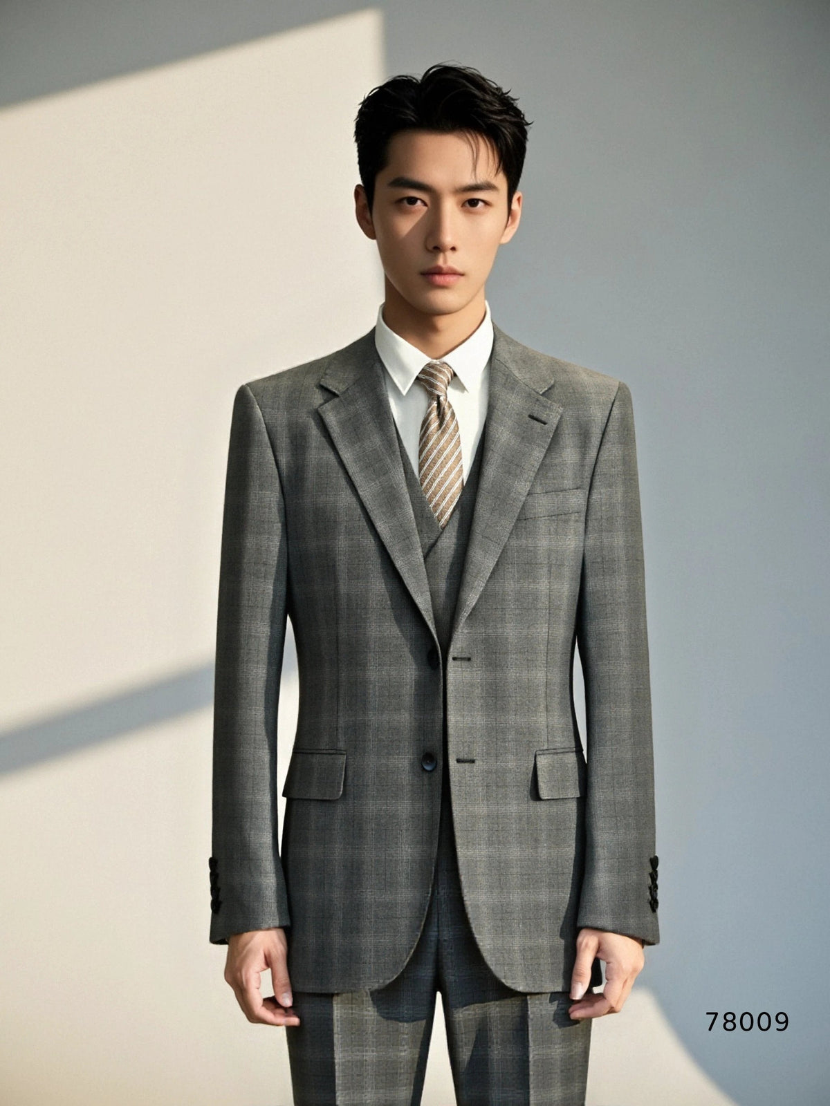 Solid Grey Three Piece Wool Suit For Groom And Business (ZD17098)