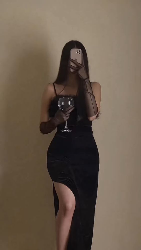 Sexy Straps Black Velvet Slit Feathers Prom Dress Long Evening Dress Y7647 - View 3 | VelvetHem
