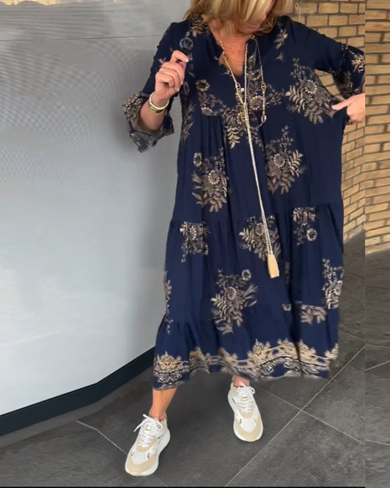 Romina Aesthetic New Vintage Dress with a Loose V Neck Evening Wear Edit