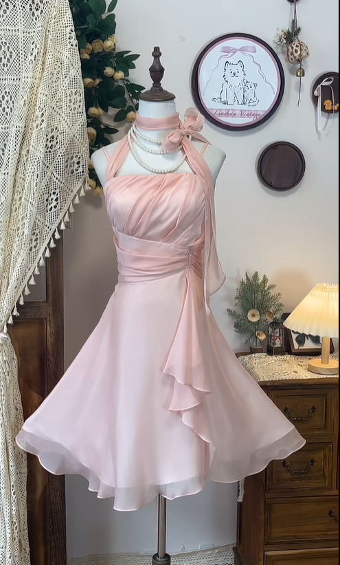 Classy Pink Halter Chiffon A-Line Homecoming Dress Short Birthday Dress - FashionDia