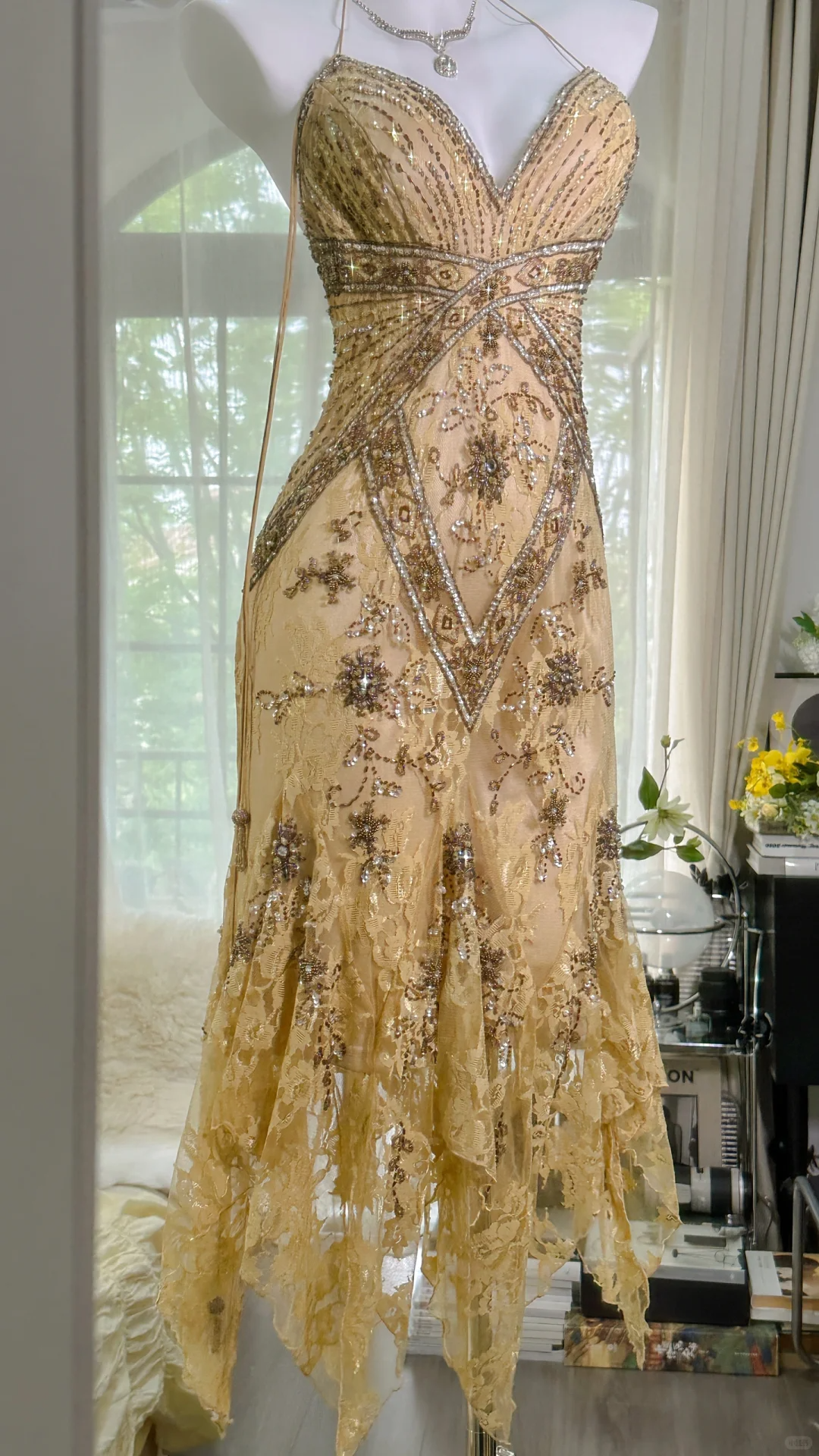 Vintage Spaghetti Straps Lace Sequin Mermaid Evening Dress Long Prom Dress