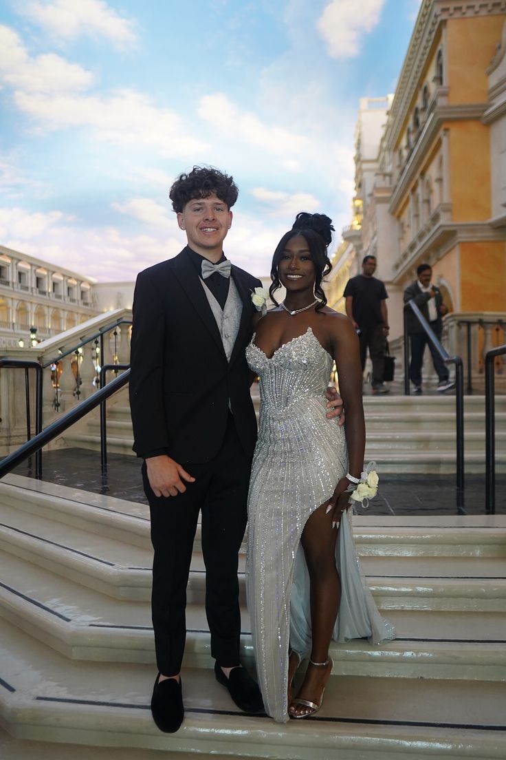 V-Neck Silver Prom Dress Beading Mermaid Evening Dress 21st Birthday Outfit - FashionDia