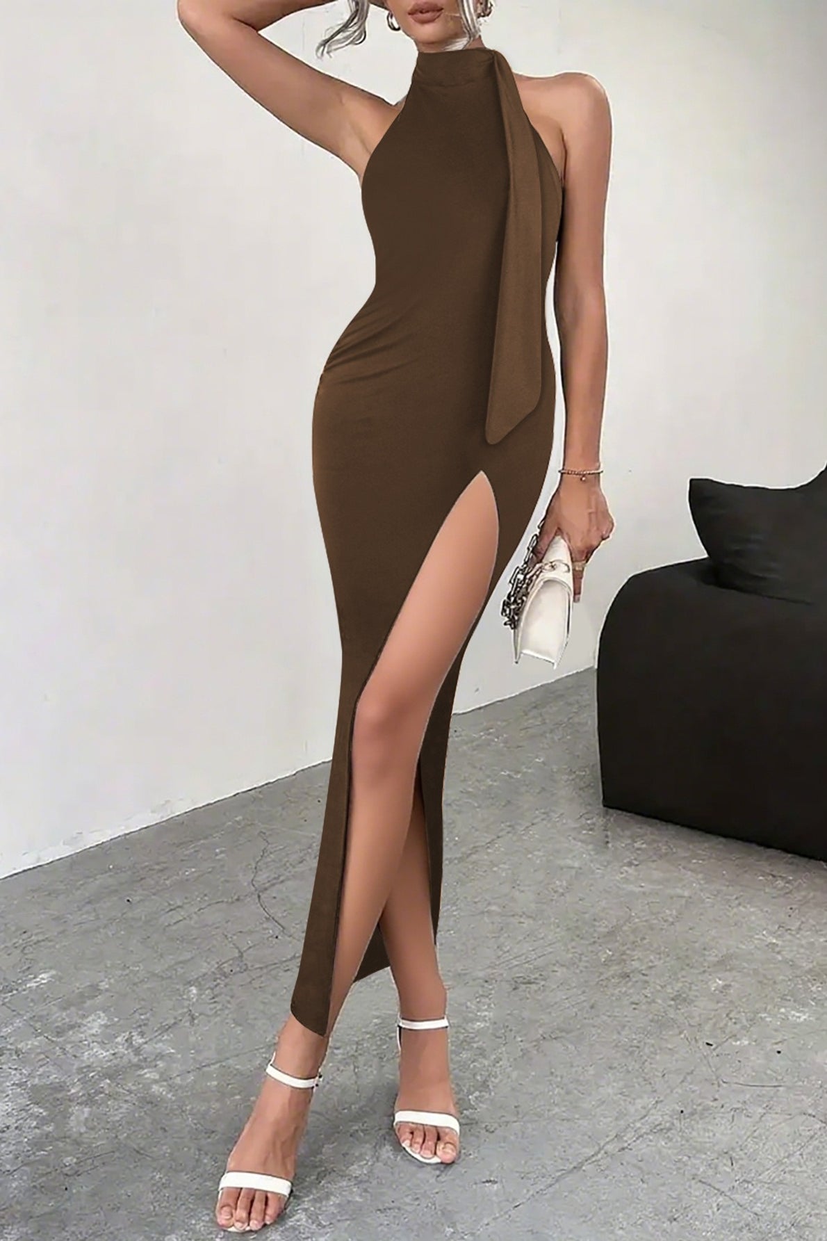 Backless Tie High Dress with Relaxed Fit and Modern Casual Wear