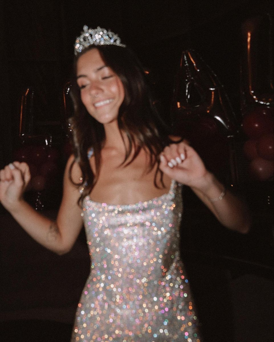Sparkly Spaghetti Straps Silver Sequin Cocktail Dress Short Formal 7th Grade Homecoming Dress - View 3 | FashionDia