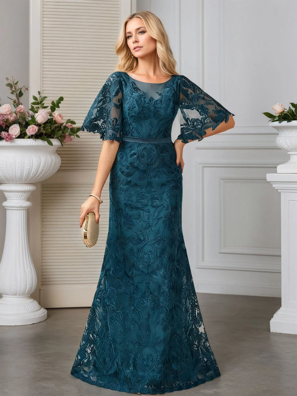 A-line Scoop Neck Floor-Length Lace Evening Dress With Appliques - View 4 | FashionDia