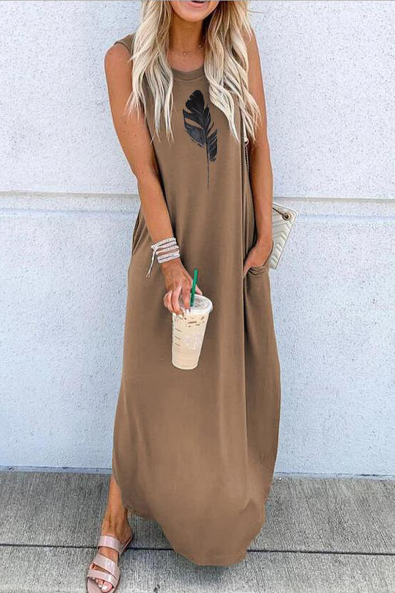 Elegantly Styled Dress for Everyday Wear
