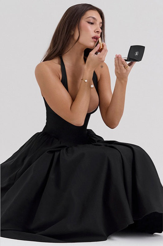 Elegant Dress Inspired by Contemporary Streetwear Fashion 6