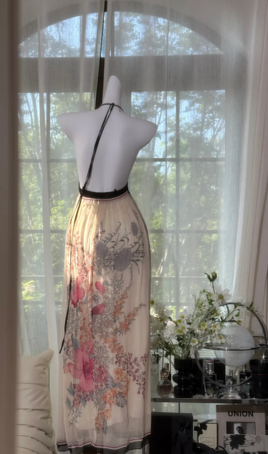 Pretty Halter V-Neck Chiffon Print Floral Backless Long Prom Dress Evening Gown - View 3 | FashionDia