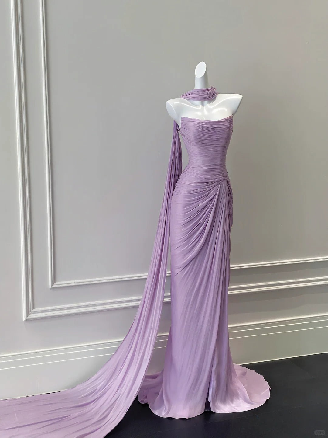 Elegant Purple Fitted Strapless Pleated Satin Long Prom Dress Evening Dress
