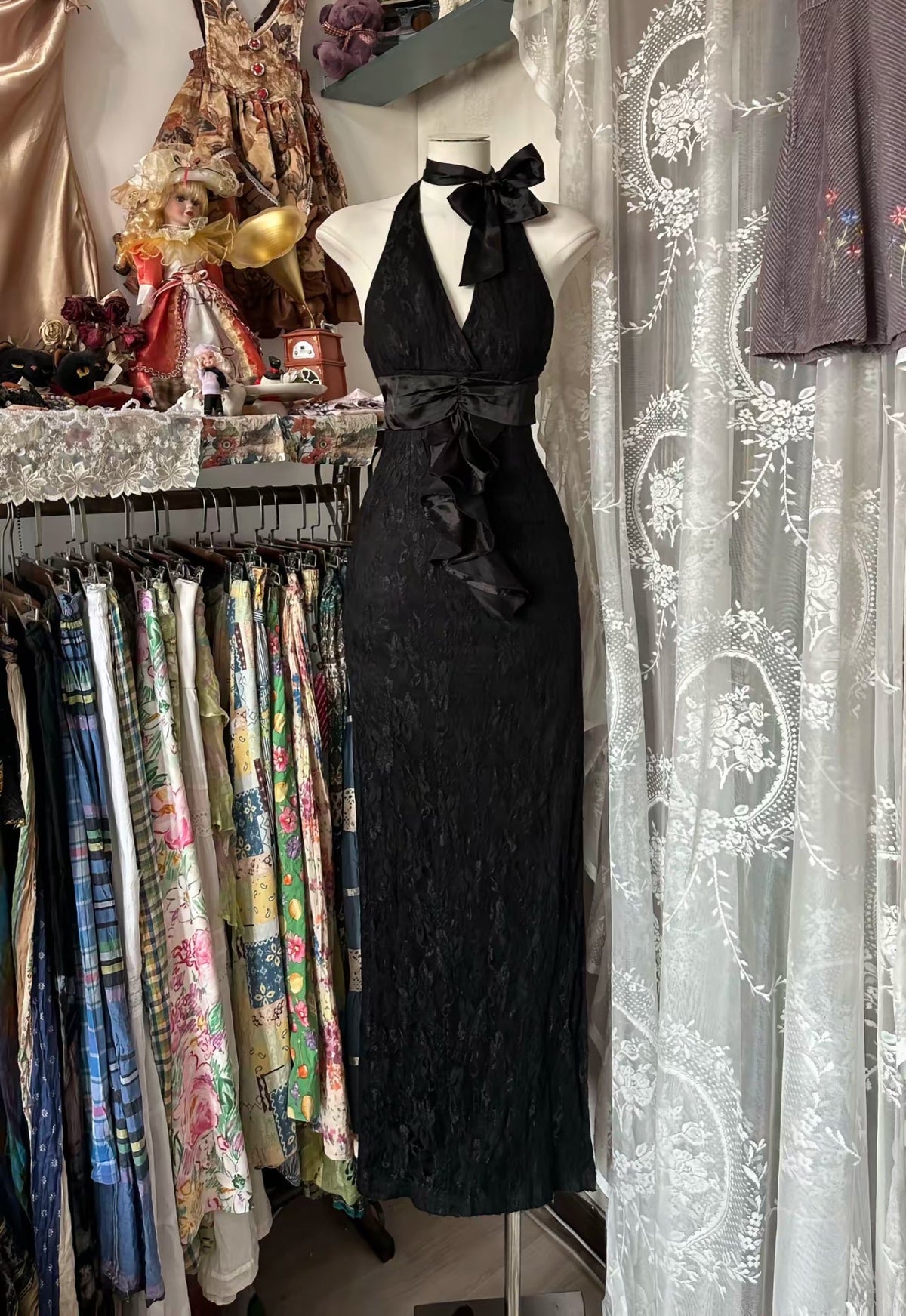 Halter Black Lace Long Prom Dress Sheath Evening Dress J8449