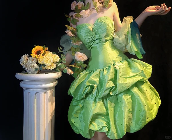 Classy Green Sweetheart Neck Satin A-Line Short Homecoming Dress Birthday Outfits - View 3 | FashionDia