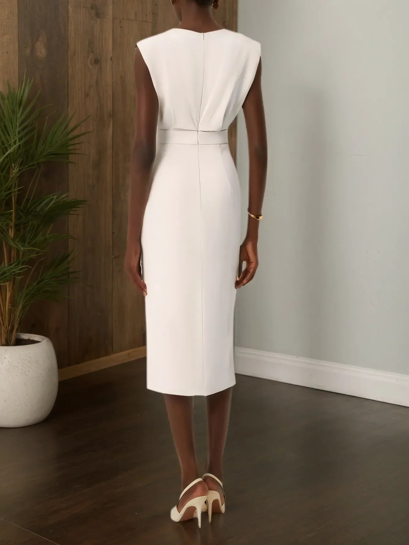 Off White Button Slit Crew Neck Sheath Midi Dress - View 8 | FashionDia