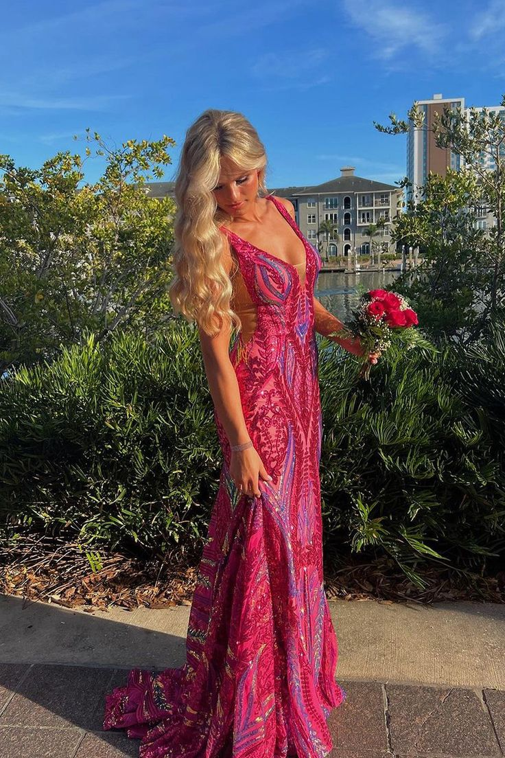 Luxurious Mermaid V-Neck Fuchsia Sequins Prom Dress Formal Party Dress Evening Gown - FashionDia