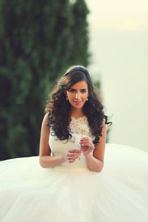 A-Line Elegant White Lace Wedding Dress Tulle Formal Sweep Train Custom Made Bridal Gowns