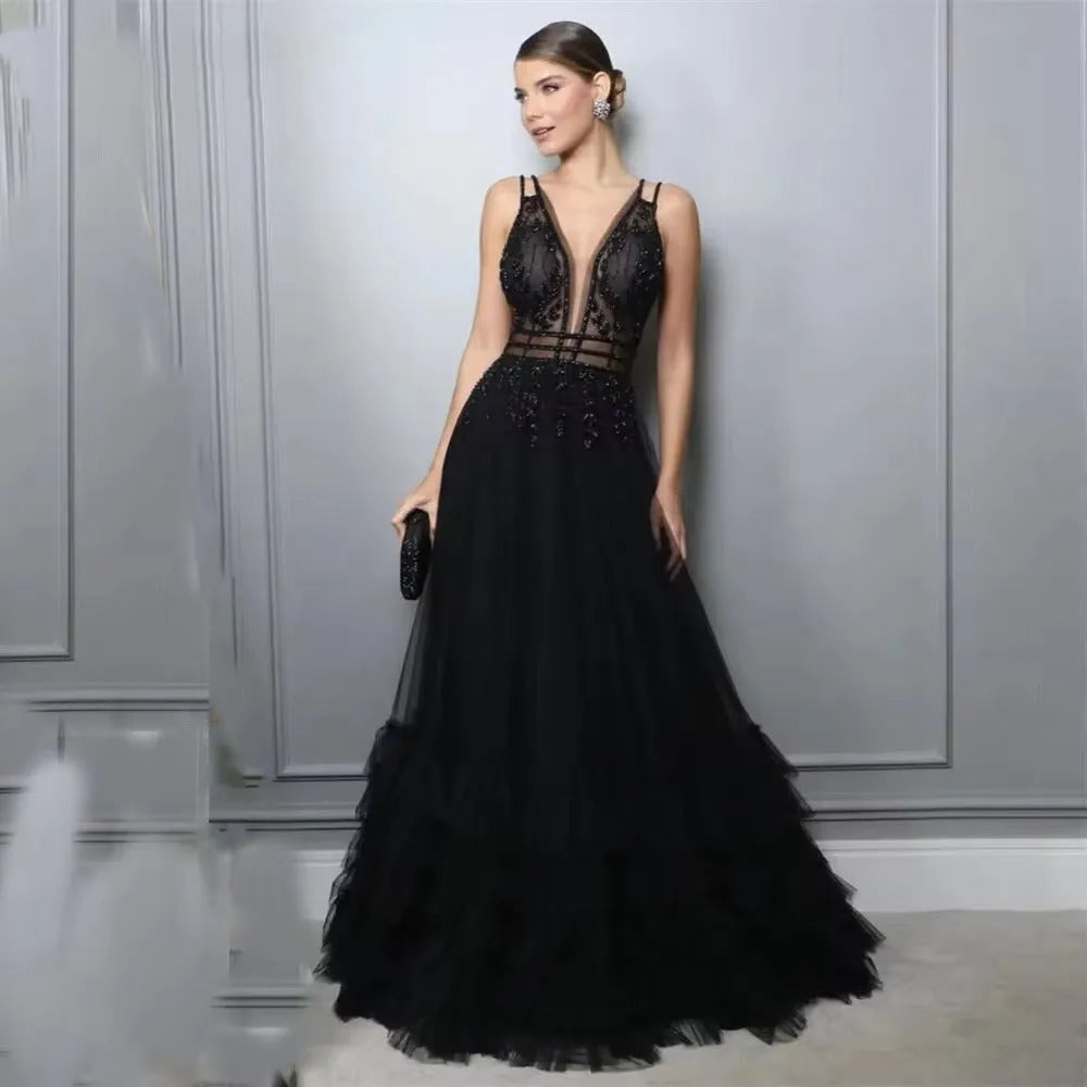 Black A Line Tulle Prom Dresses Deep V-Neck Spaghetti Strap Tiered Evening Gown Formal Women Occasion Party Dress