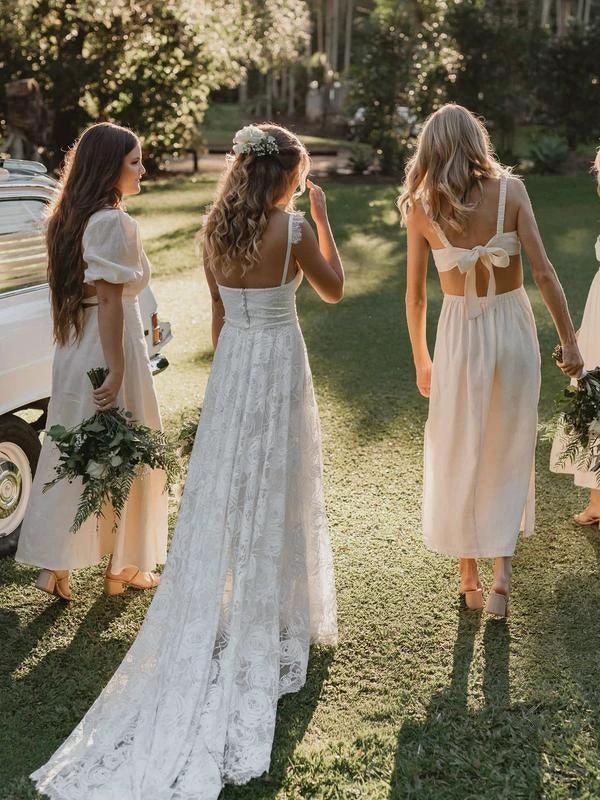 A-Line Lace Backless V-Neck Spaghetti Straps Lace Beach Wedding Dress (ZD16233)