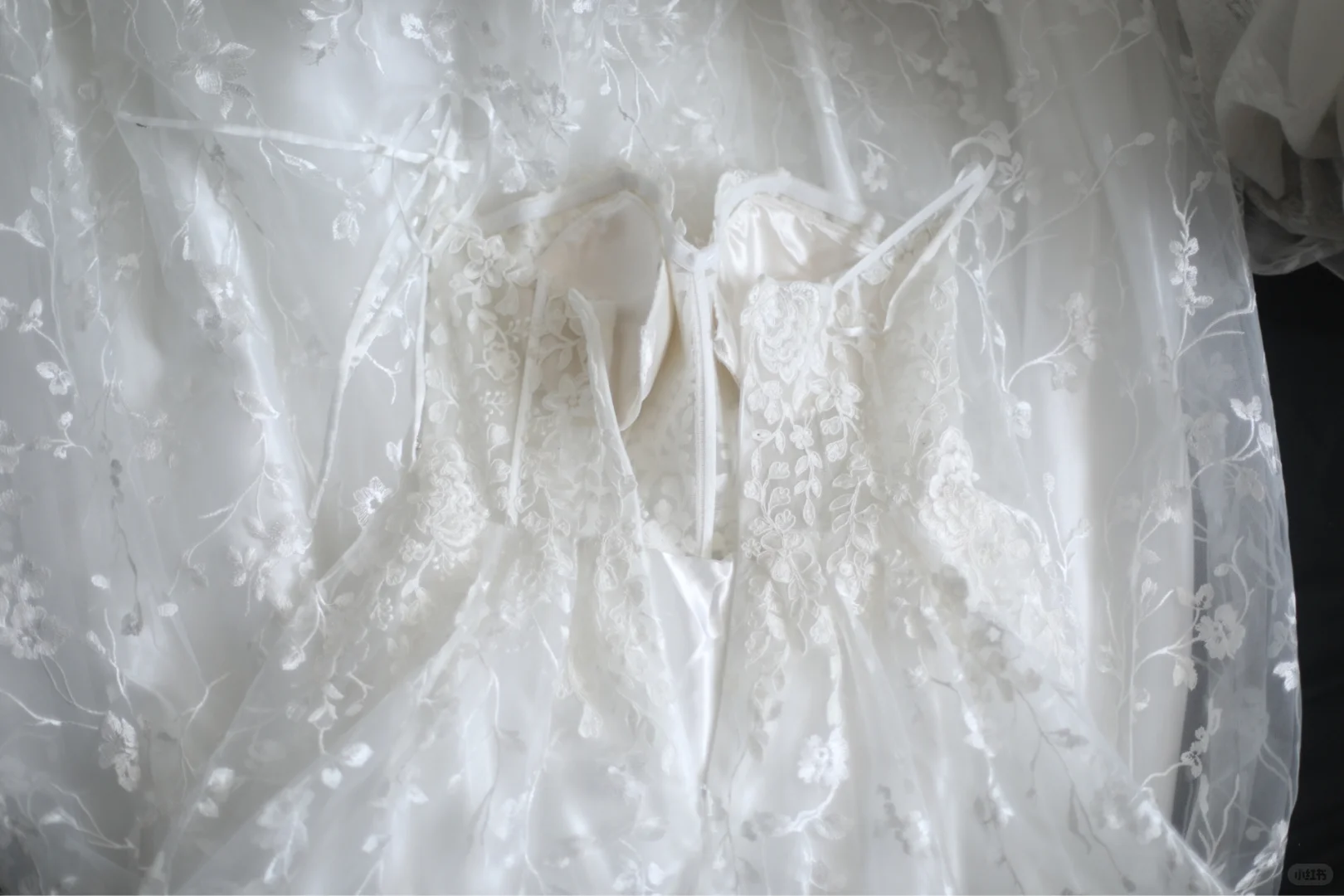 Vintage White Spaghetti Straps Lace A Line Wedding Dress Guest Dress