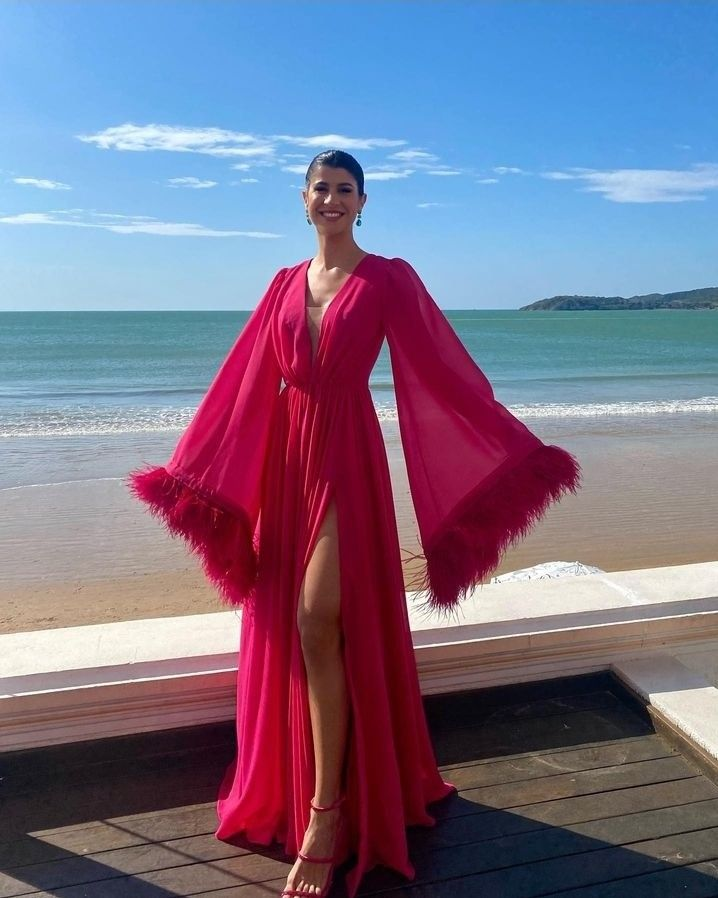 Unique A-Line V-Neck Prom Dress With Split - FashionDia