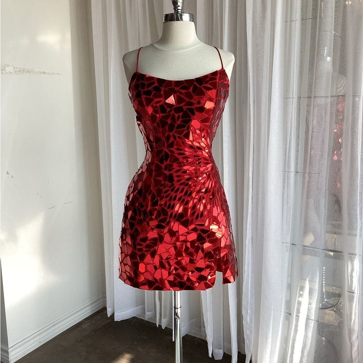 Gorgeous Spaghetti Straps Red Sequin Sheath Short Cocktail Dress Formal Graduation Homecoming Dress