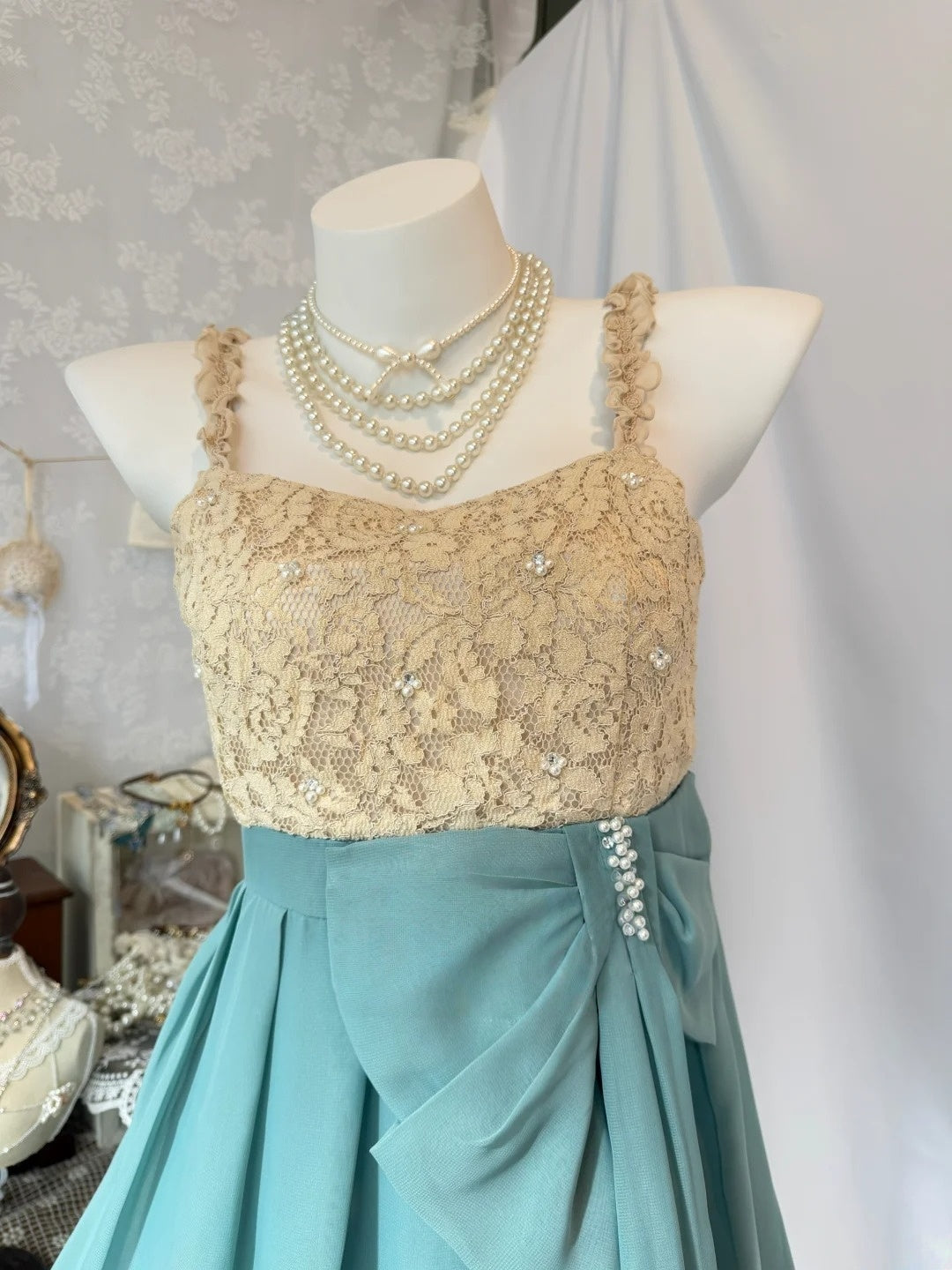 A-Line Lace Chiffon Short Retro Homecoming Dress