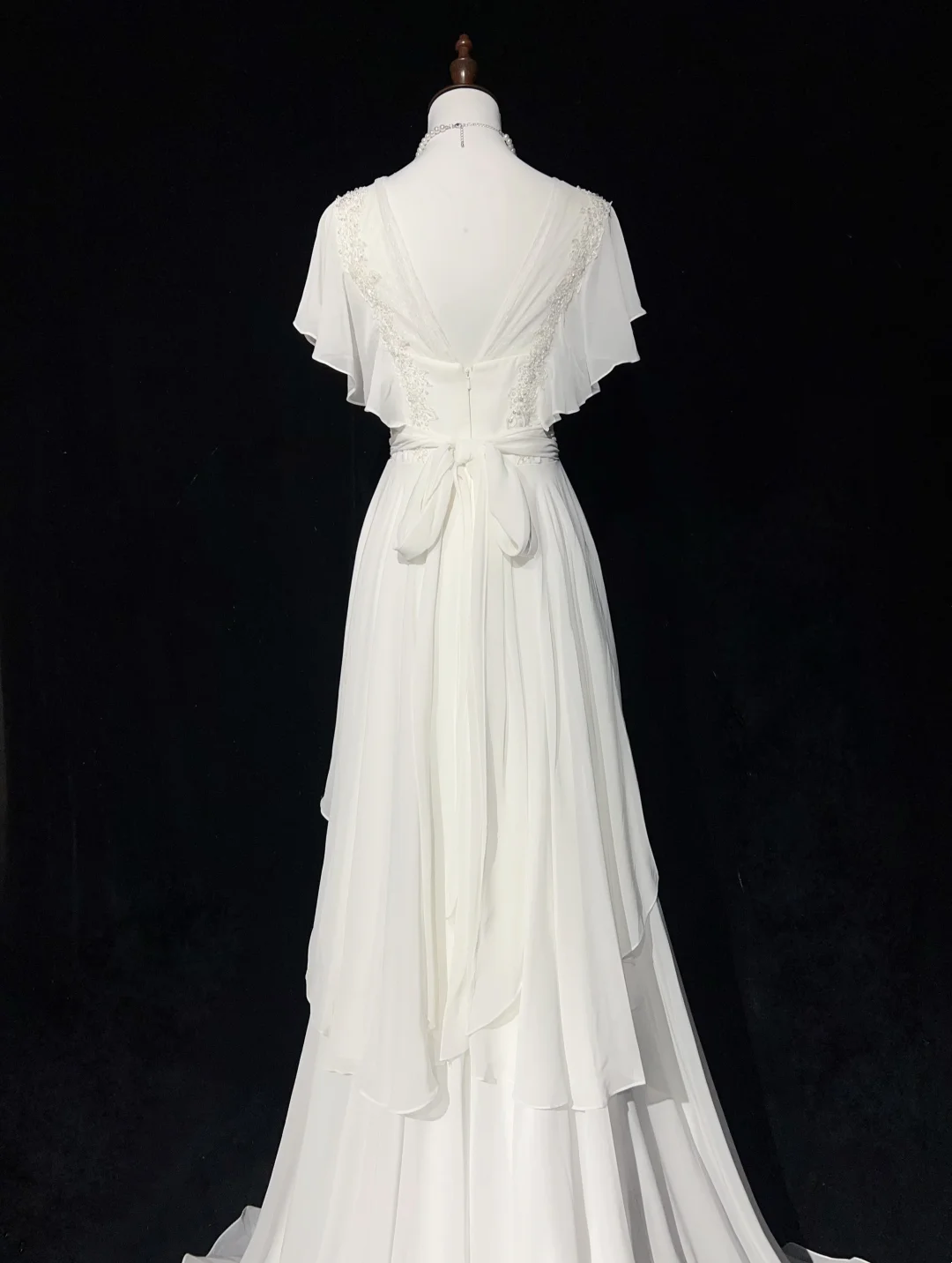 A Line White Chiffon Modest Wedding Dress For Bridal J9751