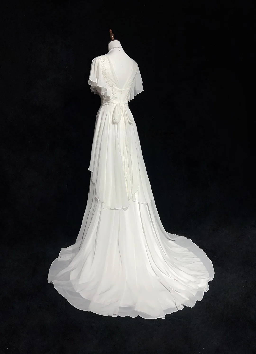 A Line White Chiffon Modest Wedding Dress For Bridal J9751
