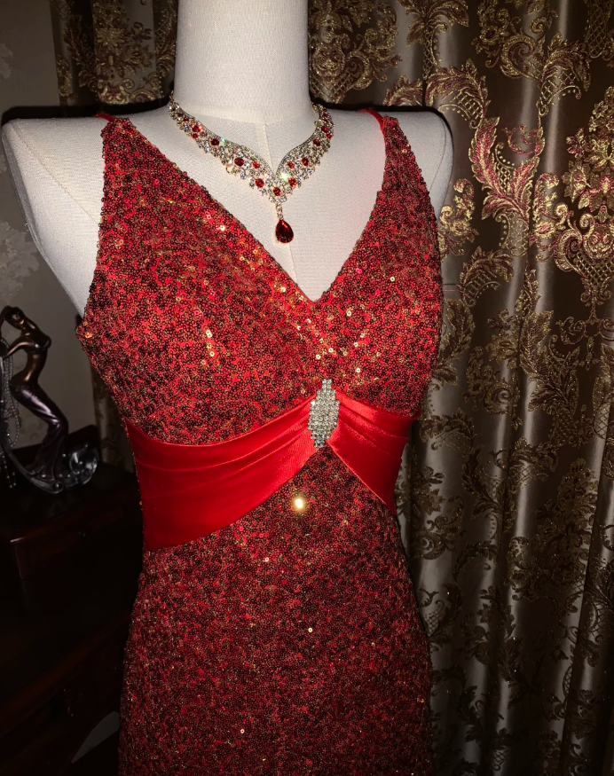 Vintage Red V-Neck Sequin Beaded Mermaid Party Dress Long Evening Gown - View 9 | FashionDia
