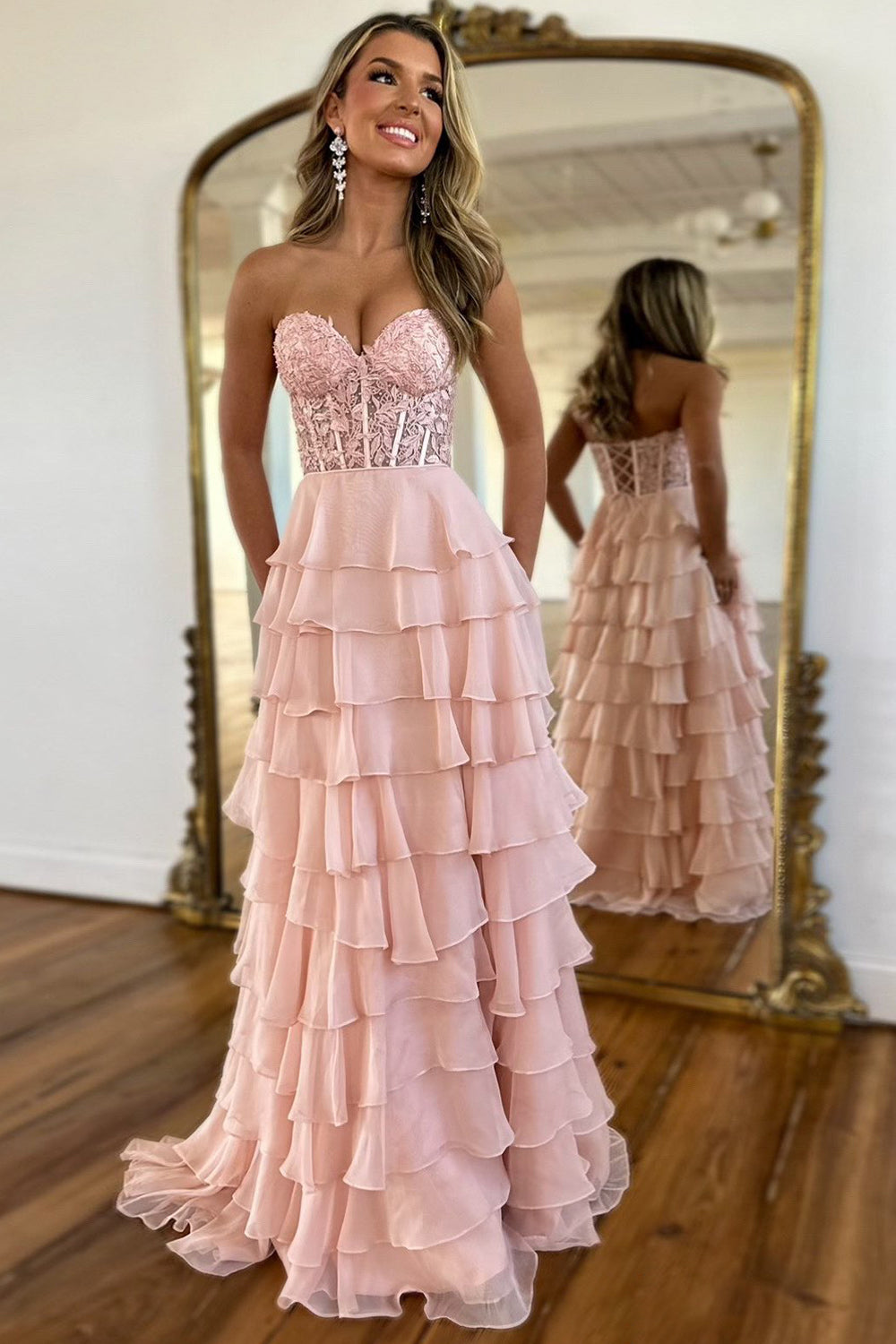 Sweetheart A-Line Evening Party Gowns Floor-Length Royal Blue Prom Dress with Appliques