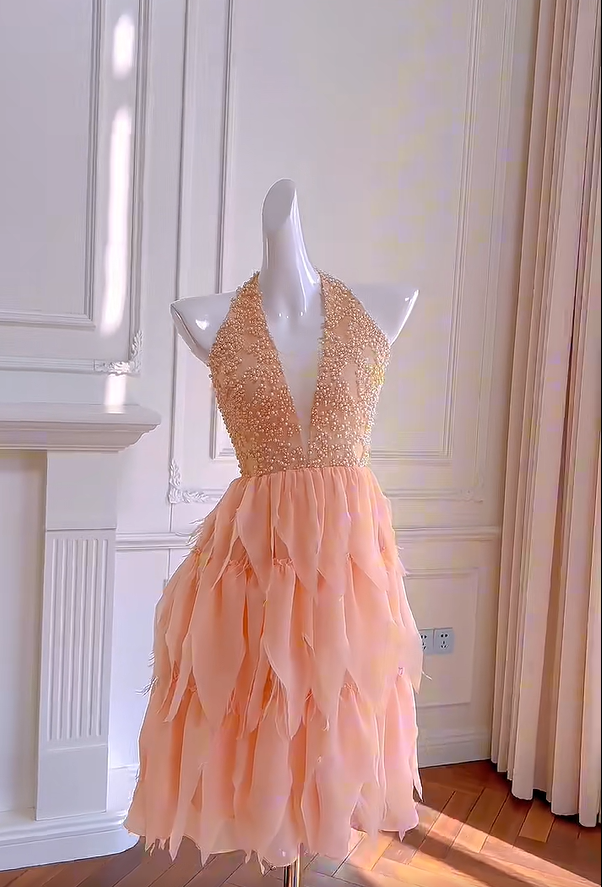 Charming Halter Orange Chiffon Beaded Homecoming Dress Birthday Outfits - FashionDia