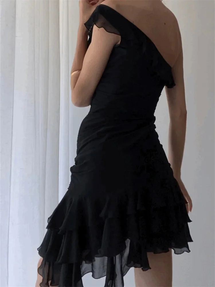 Classy Sleeveless Irregular Ruffles Chiffon Short Party Dress Red One-Shoulder Graduation Homecoming Dress - View 6 | FashionDia