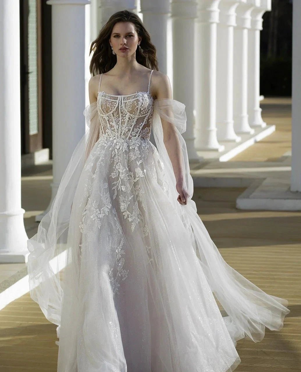 Beautiful A-Line Tulle Lace Spaghetti Straps Long Sleeve White Wedding Dresses With Appliques (ZD15573)