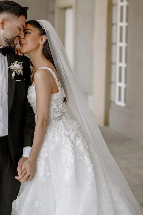 Beautiful Long A-line Split Front Sleeveless Wedding Dresses with Lace (ZD15645) - View 5 | VelvetHem
