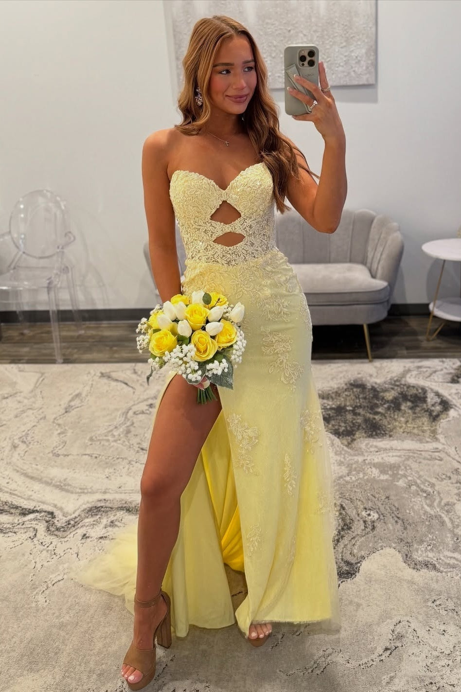 Beautiful Mermaid Sweetheart Yellow Lace Long Prom Dress with Keyhole - FashionDia