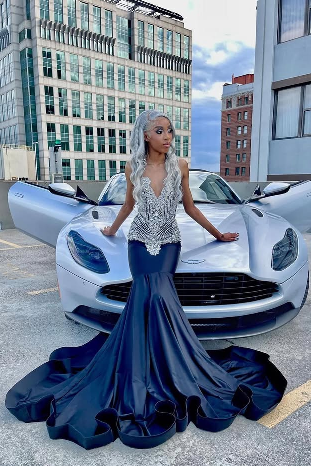 Black Mermaid Sleeveless V-Neck Silver Beads Prom Dresses
