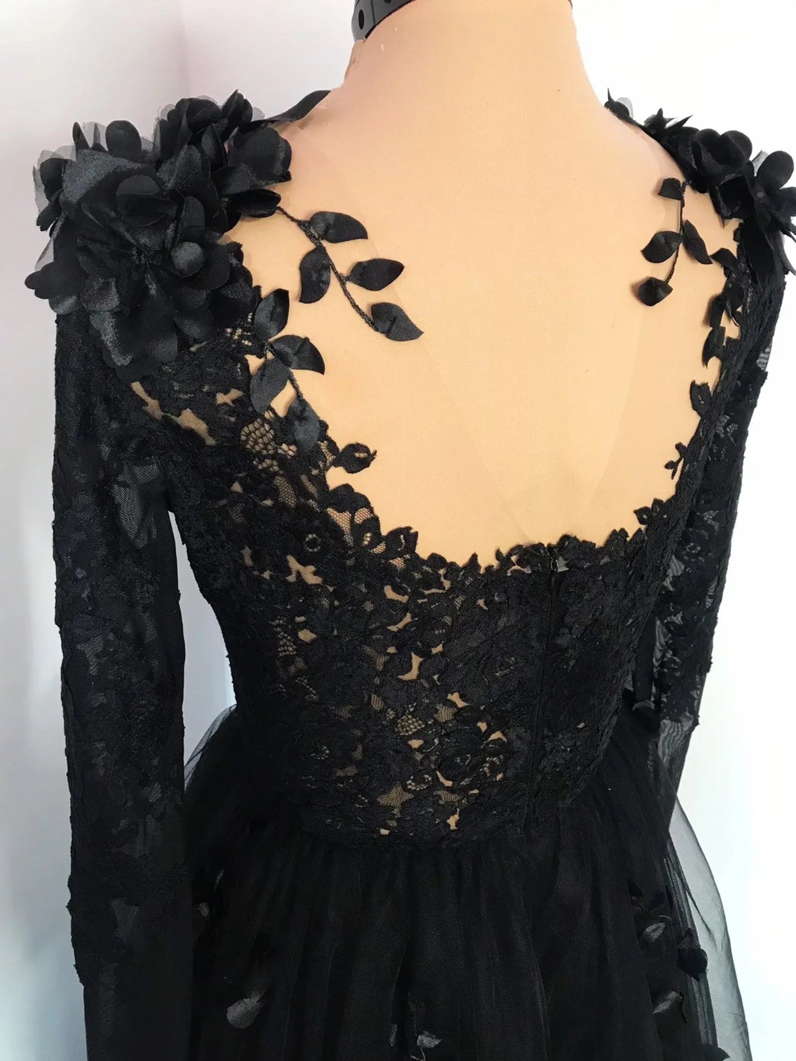 Black Luxury Gothic Wedding Dress 3D Floral Lace Tulle Sweep Train ZP026