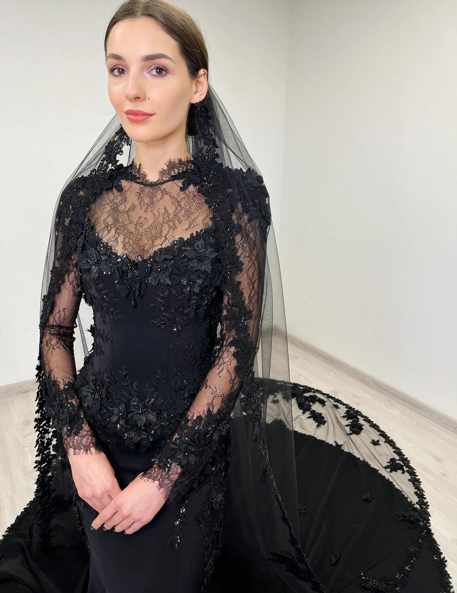Black Luxury Gothic Wedding Dress Mermaid 3D Floral With Lace Edge Train ZP194