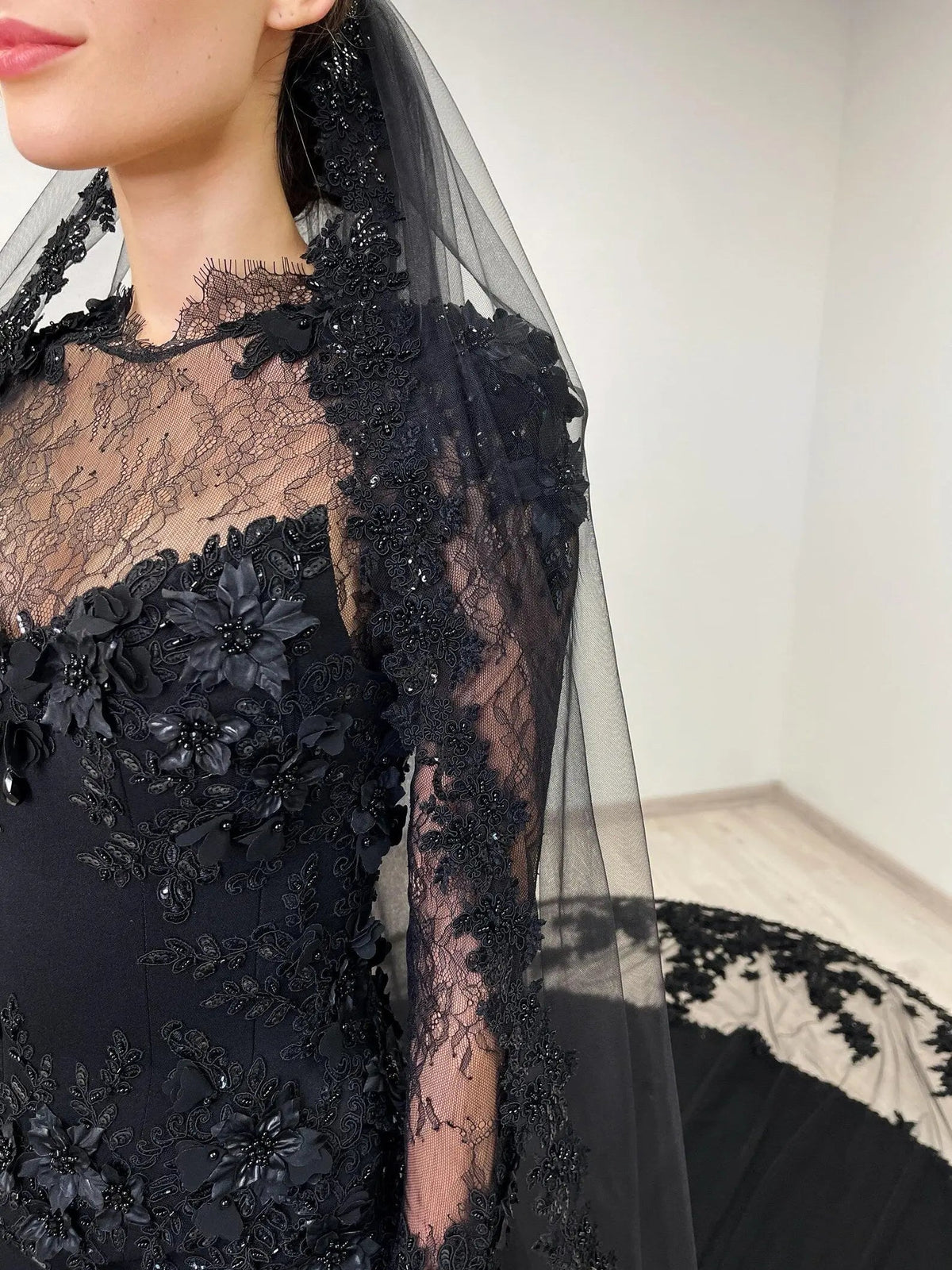 Black Luxury Gothic Wedding Dress Mermaid 3D Floral With Lace Edge Train ZP194