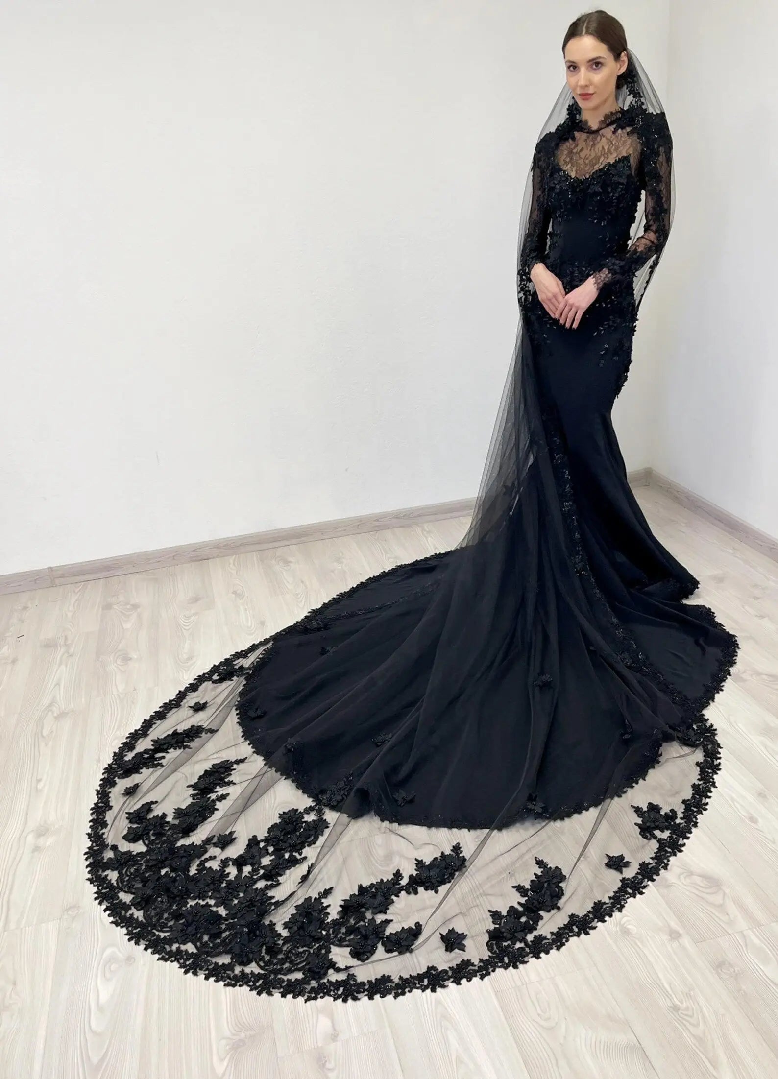 Black Luxury Gothic Wedding Dress Mermaid 3D Floral With Lace Edge Train ZP194