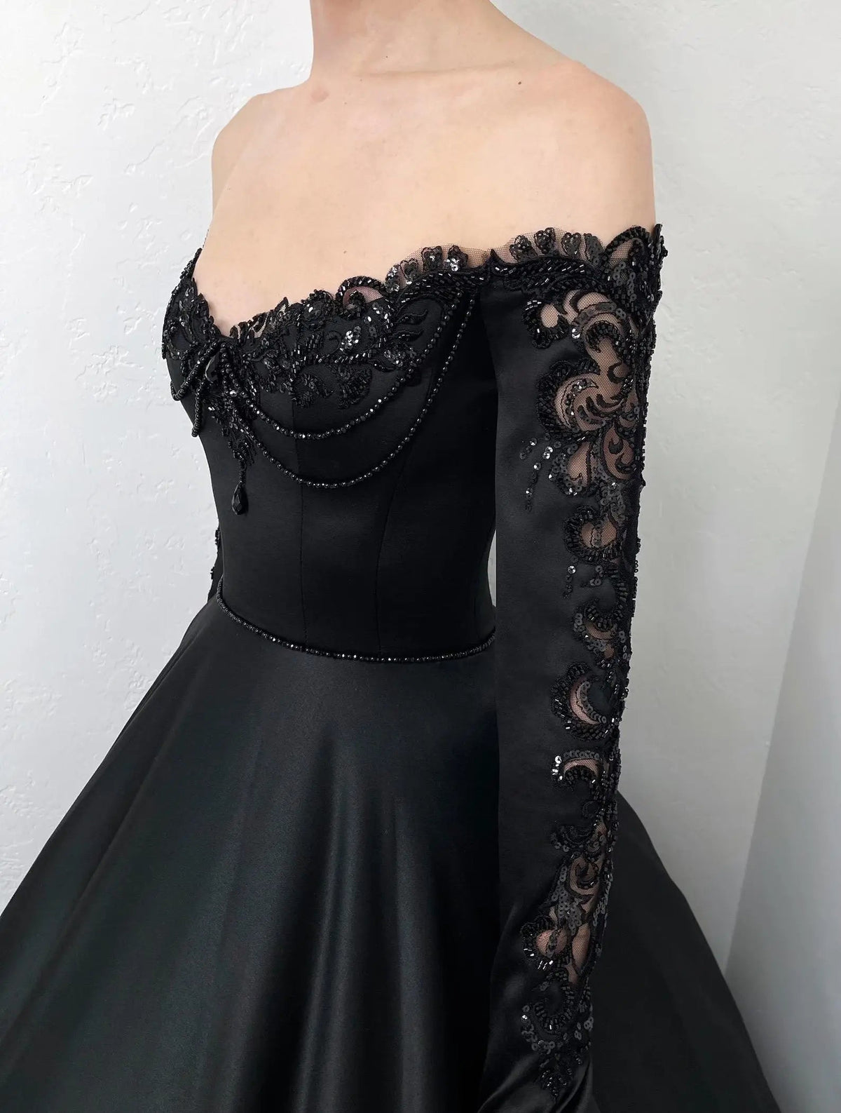 Black Luxury Gothic Wedding Dress Heavy Beading Lace Ball Gown ZP198 - View 4 | VelvetHem