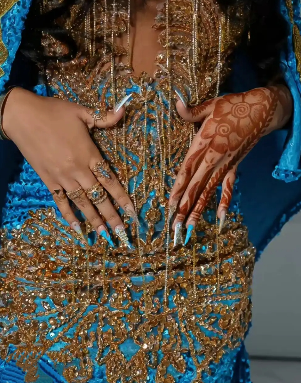 Blue Sparkle Sleeveless Sequin Mermaid Gold Sparkle Floor-Length Prom Dresses