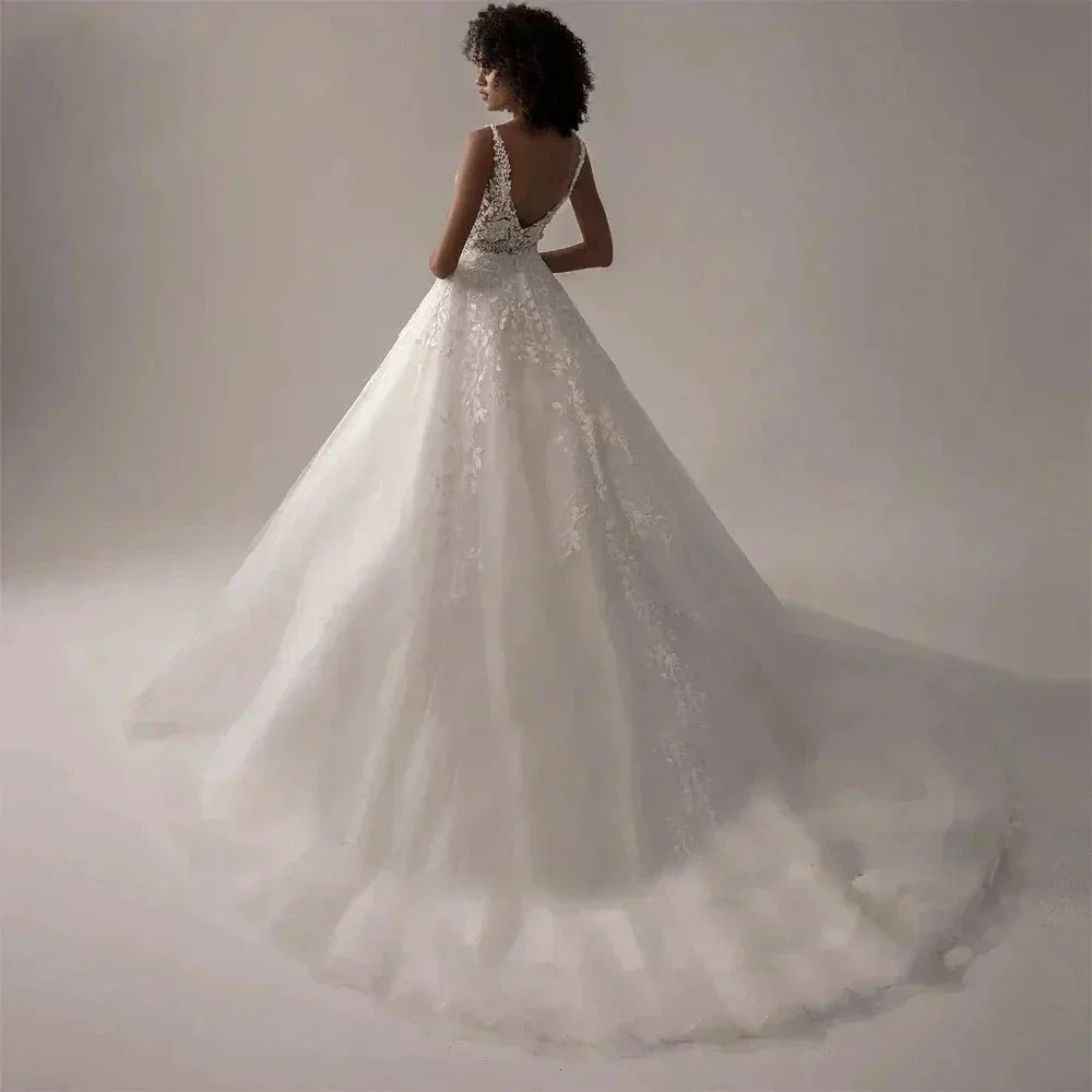 Boho Lace Appliques Wedding Dresses A Line Fuffy Tulle Ball Gowns Sleeveless V Neck Formal Bride Beach Party Vestido De Novia (ZD14242)