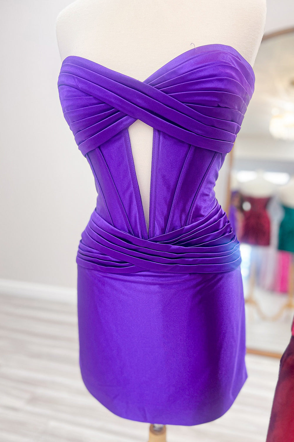 Burgundy Homecoming Dresses Corset Strapless Tight Short Cocktail Dresses