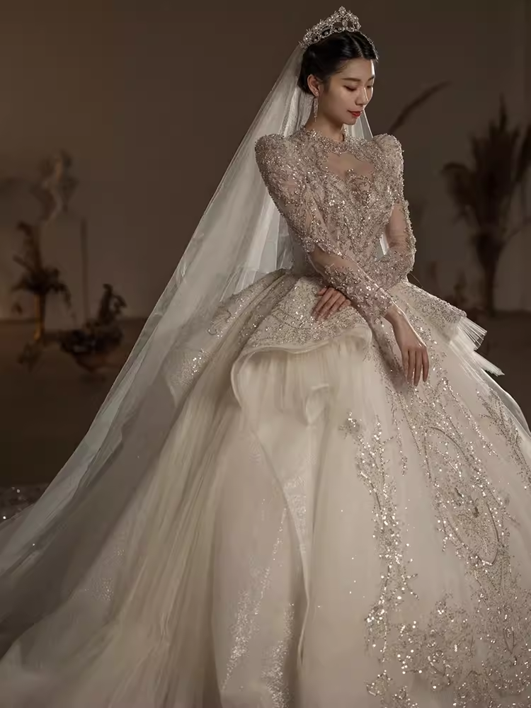 Luxury Ball Gown Scoop Neckline Long Sleeves Sequin Wedding Dress