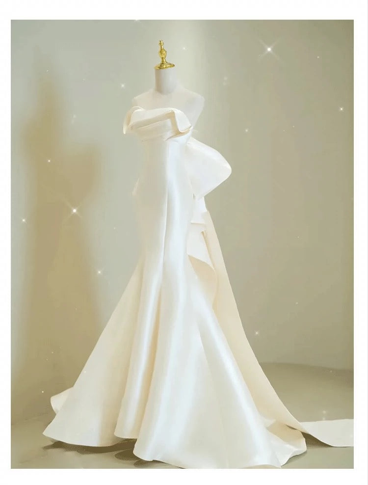 Sexy Mermaid Sweethart Sleeveless Satin Long White Wedding Dresses With Bow