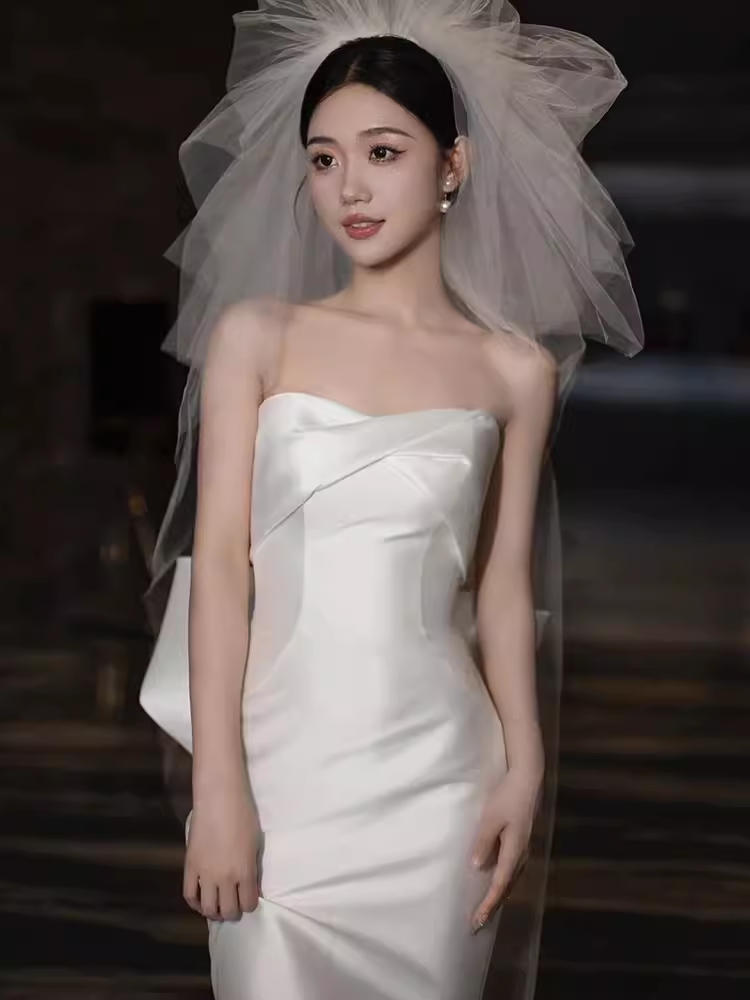 Vintage Mermaid Strapless White Satin Long Wedding Dresses C21