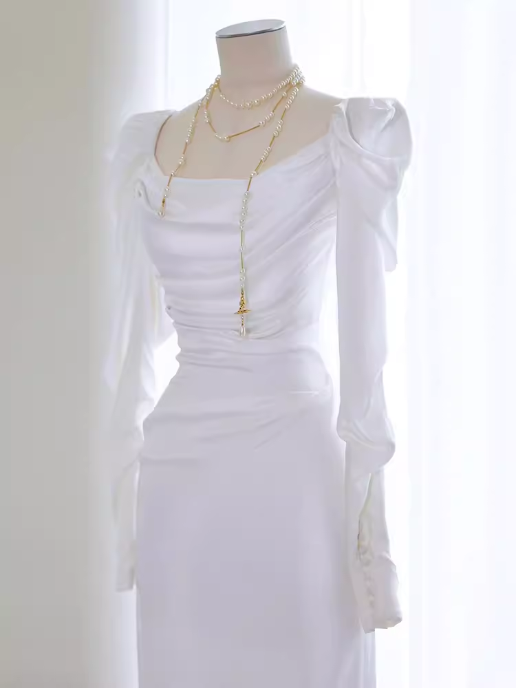 Vintage Mermaid Long Sleeves White Satin Long Wedding Dresses - View 5 | FashionDia
