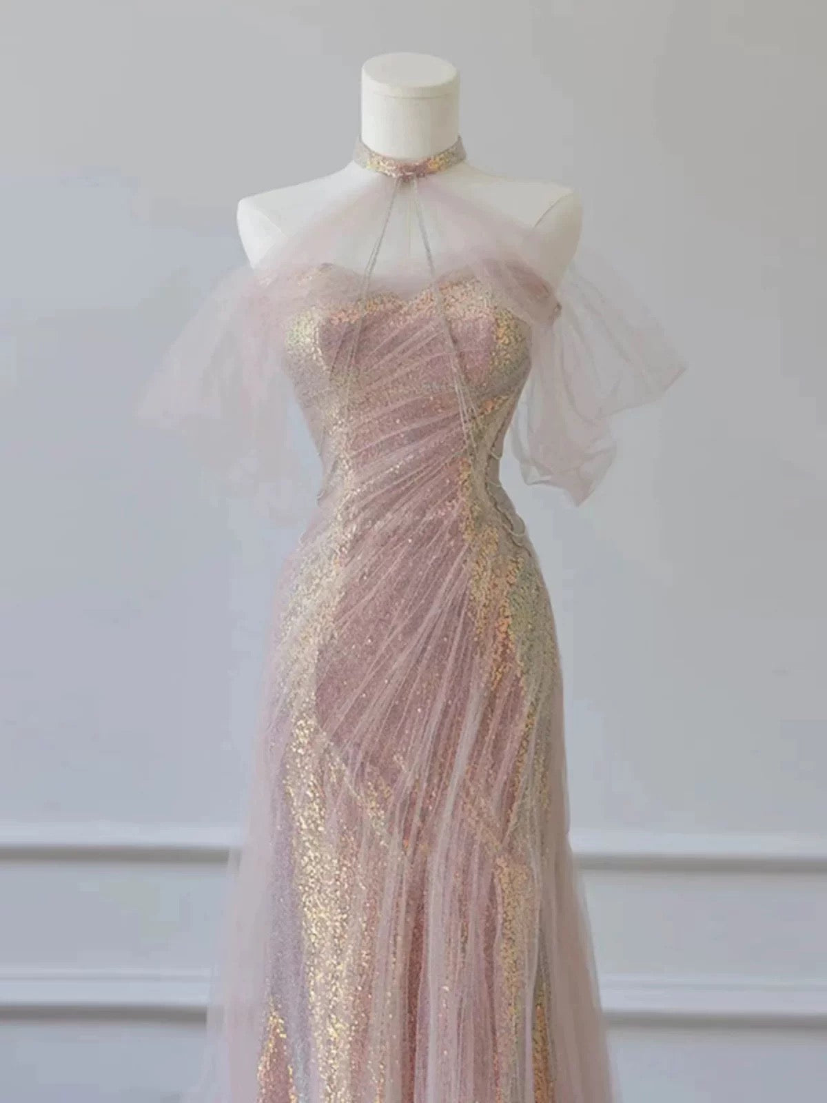 Pretty Mermaid Sweetheart Pink Sequin Prom Dresses With Ruffle Long Evening Dress