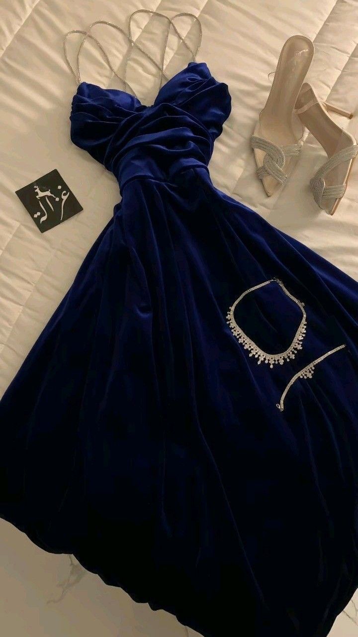 Elegant A-Line Royal Blue Velvet Slit Long Prom Dress Evening Dresses - View 2 | FashionDia