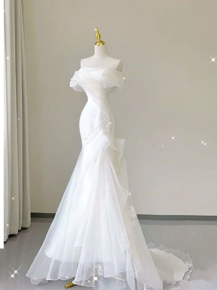 Elegant Mermaid Off The Shoulder Tulle Long Wedding Dresses