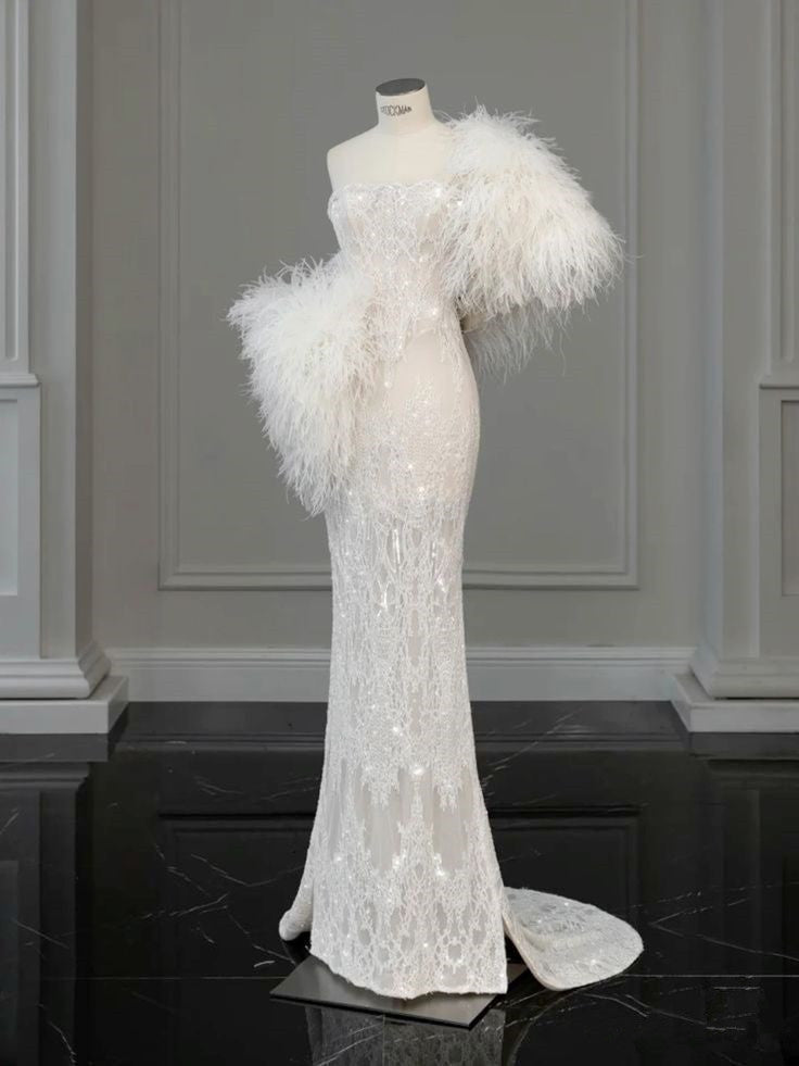 Vintage Mermaid Strapless White Lace Long Wedding Dresses With Ruffles